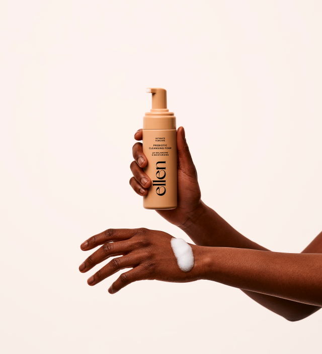 ellen prebiotic cleansing foam 3